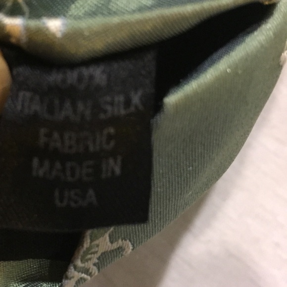 Express Necktie - Picture 3 of 4